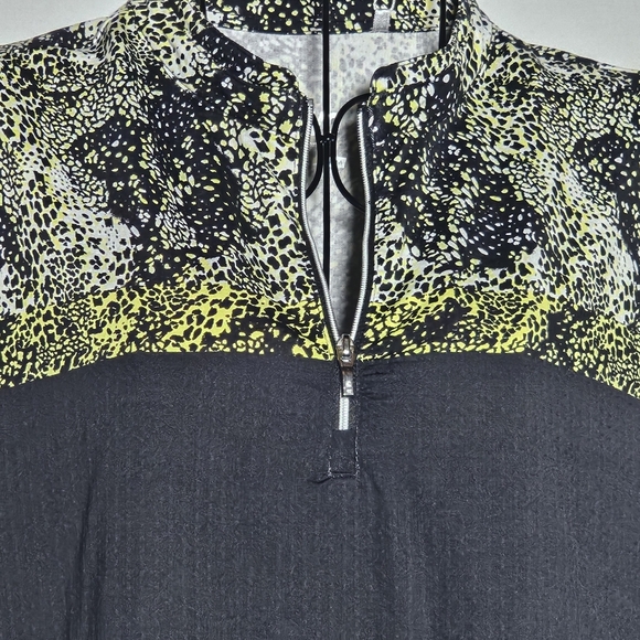 Women's Sleeveless Black and Yellow Top Nwt Size Medium - Picture 3 of 8